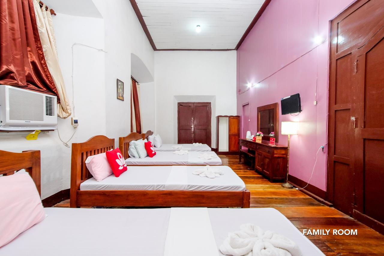 Zen Rooms Calle Crisologo 비간 외부 사진
