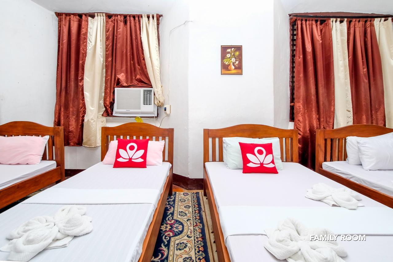 Zen Rooms Calle Crisologo 비간 외부 사진